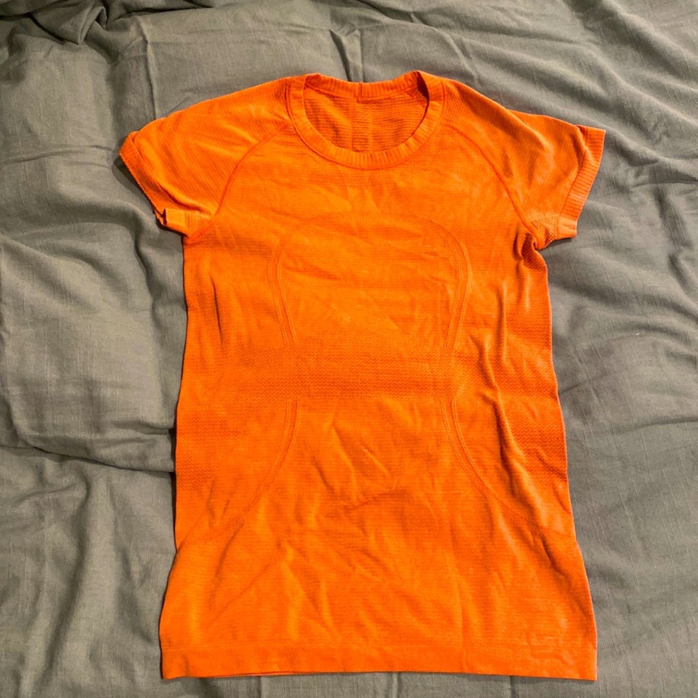 Lululemon Swiftly Tech Short Sleeve